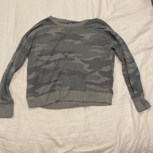 Cameo jumper in size small